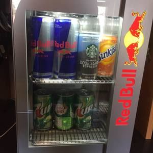 Meet your Posher, Lindy